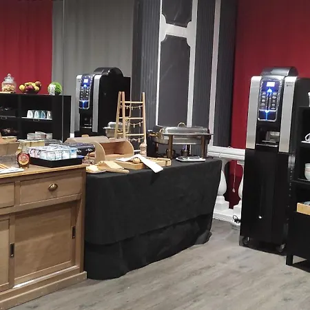 - Domaine De La Blanchardiere - Le Mans Hotell 3*