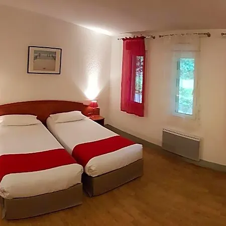 Domaine De Blanchardiere 3*