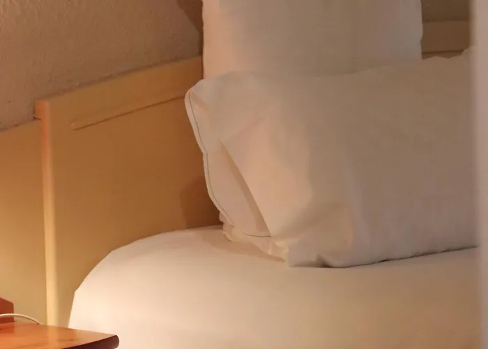 Hotel Domaine De Blanchardiere Changé