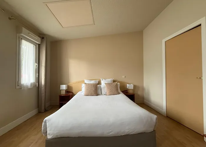 Domaine De Blanchardiere 3*